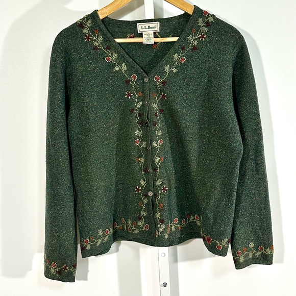 L.L. Bean Sweaters - Vintage L.L. Bean Embroidered Lambswool - Silk Cardigan – Forest Green medium